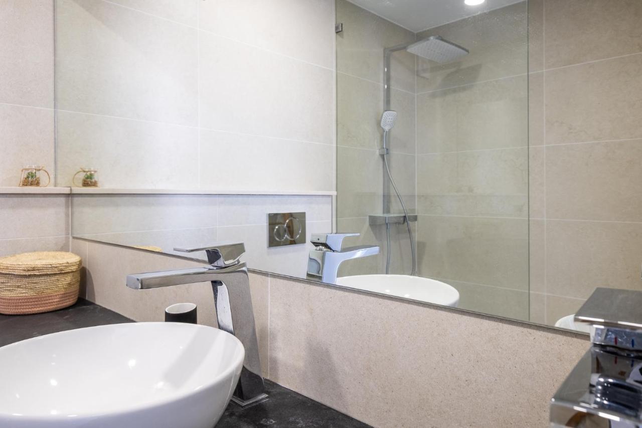 - Sleep 5 - Pool - Free Wi-fi - Air Con Appartement Albufeira
